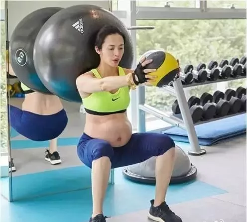 腹直肌分離怎么恢復(fù)？腹直肌都沒(méi)受過(guò)傷，怎么就分離了呢？
